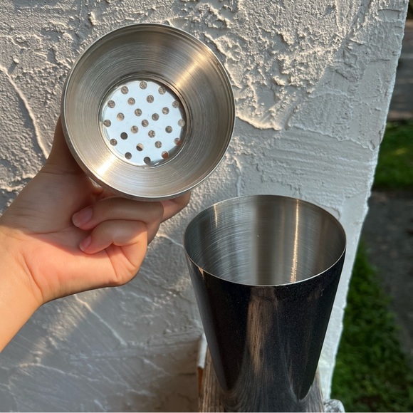 Thyme and Table Iridescent Holographic Cocktail Shaker! - Picture 5 of 7